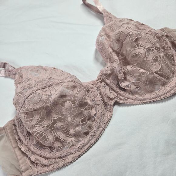 Christian Dior Intimates Bra Vintage Light Pink Lace 38C Underwire Circa 1990s - Picture 2 of 8
